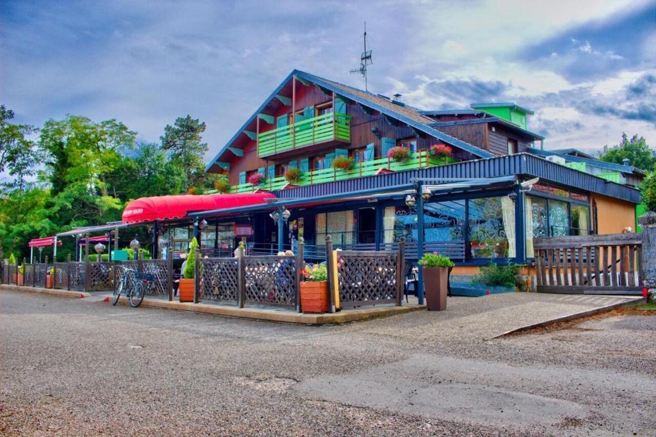 Sampans Logis Hotel Restaurant Le Chalet Du Mont Roland מראה חיצוני תמונה