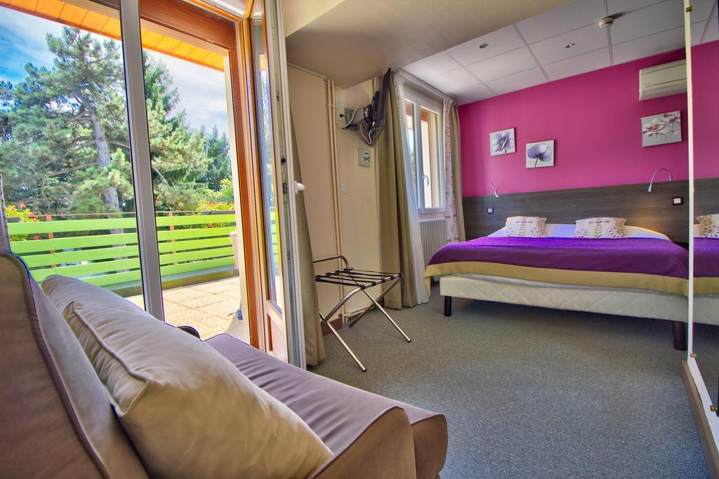 Sampans Logis Hotel Restaurant Le Chalet Du Mont Roland מראה חיצוני תמונה