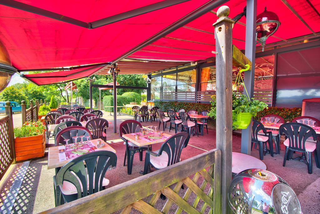 Sampans Logis Hotel Restaurant Le Chalet Du Mont Roland מראה חיצוני תמונה