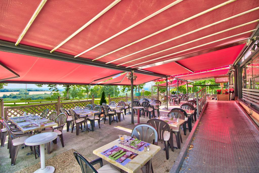 Sampans Logis Hotel Restaurant Le Chalet Du Mont Roland מראה חיצוני תמונה